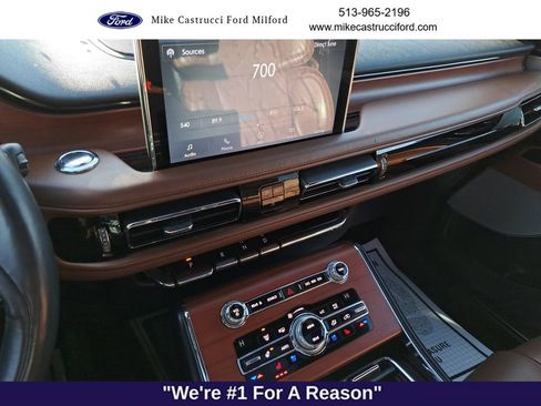 Used 2020 Lincoln Aviator Reserve w/ Equipment Group 202A image 13