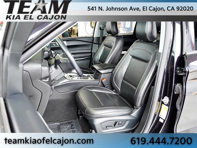 Used 2023 Ford Explorer XLT w/ Equipment Group 202A AWD/4WD image 18