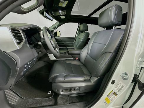 Certified 2025 Toyota Tundra Platinum AWD/4WD image 21