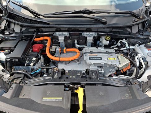 Certified 2023 Nissan Ariya FWD image 30