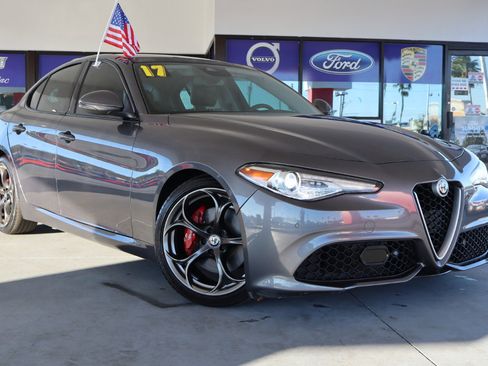 Used 2017 Alfa Romeo Giulia Ti w/ TI 19" Sport Package image 3