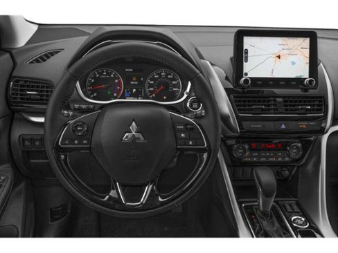 Used 2025 Mitsubishi Eclipse Cross SE AWD/4WD image 7