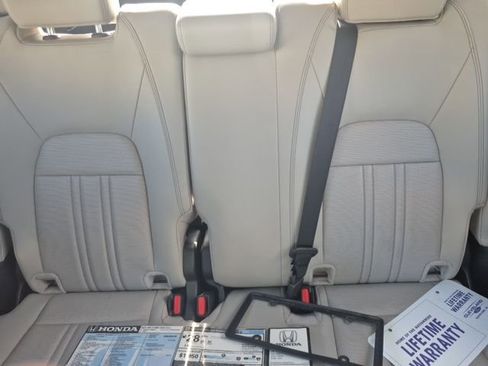 Used 2024 Honda HR-V EX-L image 31