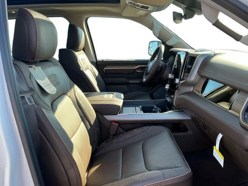 New 2026 RAM 1500 Limited AWD/4WD image 15