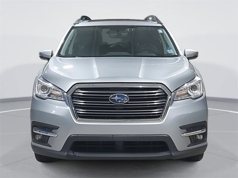 Used 2022 Subaru Ascent Limited w/ Technology Package image 2