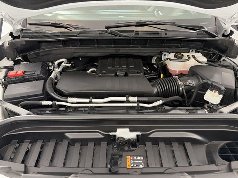 Certified 2025 GMC Sierra 1500 Elevation AWD/4WD image 11