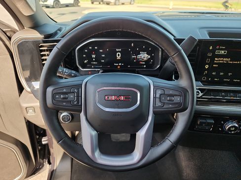Used 2026 GMC Sierra 1500 Elevation AWD/4WD image 16