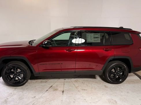 New 2025 Jeep Grand Cherokee L Limited w/ Luxury Tech Group II AWD/4WD image 4