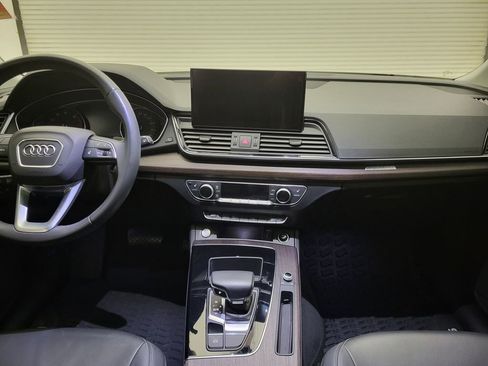 Used 2021 Audi Q5 2.0T Premium w/ Convenience Package image 45