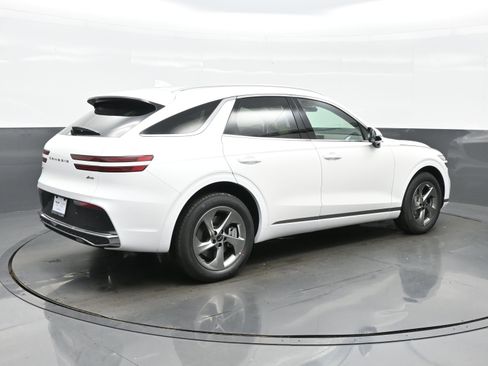 New 2026 Genesis GV70 2.5T image 6