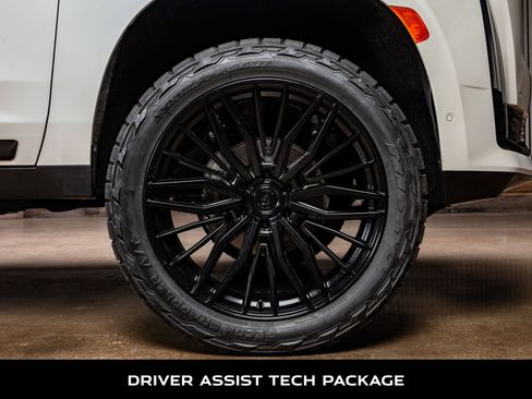 Used 2021 Cadillac Escalade ESV Sport w/ Driver Assist Tech Package image 12