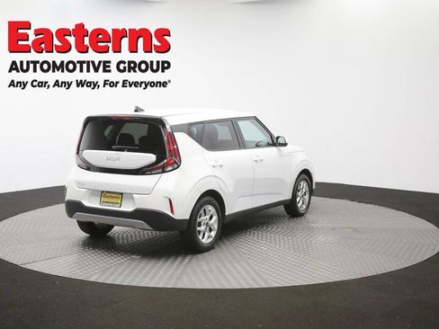 Used 2024 Kia Soul LX w/ Option Group 015 FWD image 36