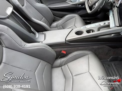 Used 2026 Chevrolet Corvette Stingray Convertible RWD image 19