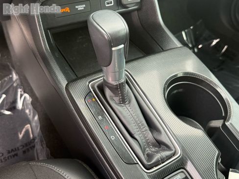 Used 2024 Honda Civic Sport image 25