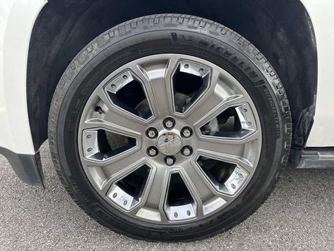 Used 2017 GMC Yukon XL Denali w/ Open Road Package RWD image 9
