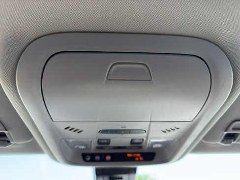 Certified 2021 Chevrolet Equinox LT AWD/4WD image 23