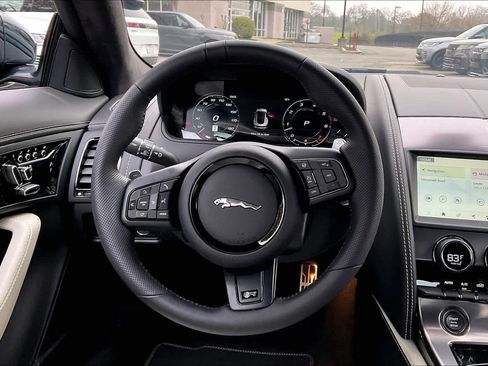 Used 2024 Jaguar F-TYPE R image 8