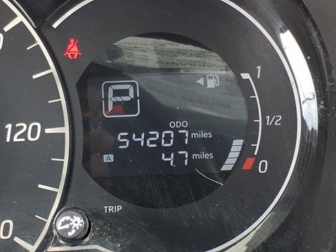 Used 2019 Nissan Versa Note SV FWD image 35