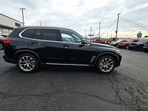 Used 2023 BMW X5 xDrive40i w/ Premium Package image 2