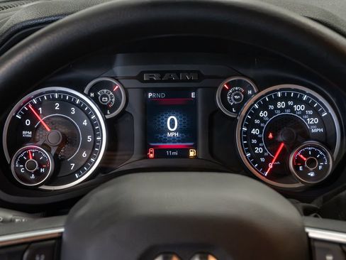 New 2027 RAM 2500 Tradesman AWD/4WD image 15