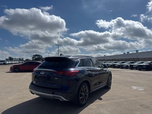 Used 2019 INFINITI QX50 Essential w/ Sensory Package FWD image 19