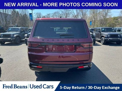 Used 2025 Jeep Wagoneer Series II w/ Premium Group I image 4