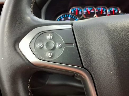 Used 2018 Chevrolet Silverado 1500 LT w/ LT Eassist Package RWD image 18