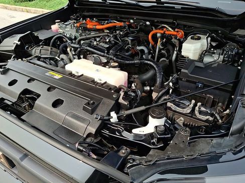 Certified 2024 Toyota Tacoma 4x4 Double Cab Hybrid image 29