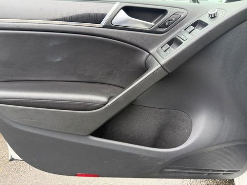 Used 2014 Volkswagen GTI Driver's Edition image 11