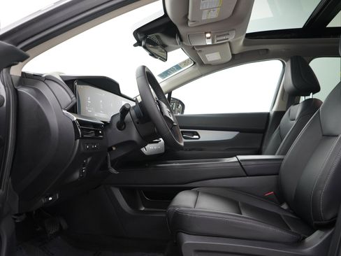 Used 2025 Nissan Murano SL AWD/4WD image 25