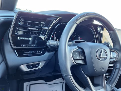 Used 2024 Lexus RX 350 Premium Plus w/ Convenience Package AWD/4WD image 24