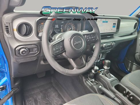 Used 2026 Jeep Wrangler Sport AWD/4WD image 9