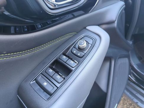 Used 2025 Subaru Outback Onyx Edition AWD/4WD image 14