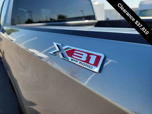 Used 2021 GMC Sierra 1500 Elevation w/ X31 Off-Road Package image 29