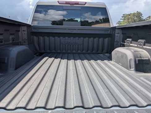 Certified 2026 GMC Sierra 1500 AT4 w/ AT4 Premium Package AWD/4WD image 23