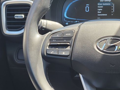 Certified 2023 Hyundai Venue SEL w/ Cargo Package FWD image 15