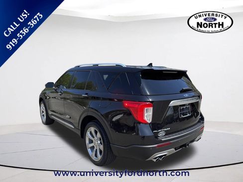 Used 2020 Ford Explorer Platinum w/ Premium Technology Package image 5