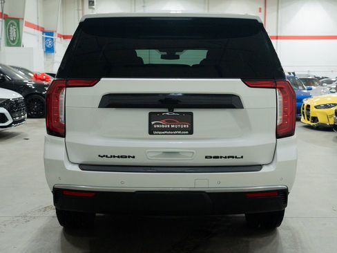 Used 2022 GMC Yukon Denali image 5