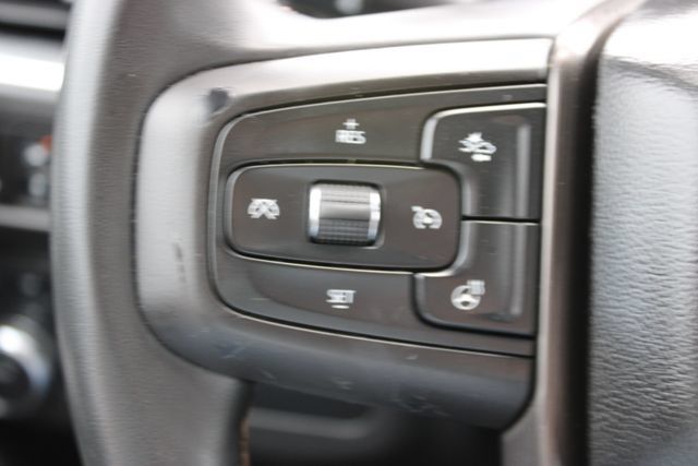 Used 2023 GMC Yukon AT4 w/ AT4 Premium Package AWD/4WD image 25