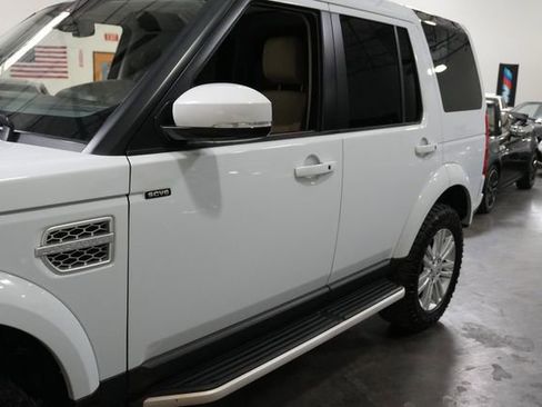 Used 2016 Land Rover LR4 HSE LUX AWD/4WD image 14
