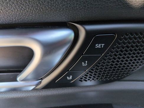 Used 2024 Kia Telluride SX image 16