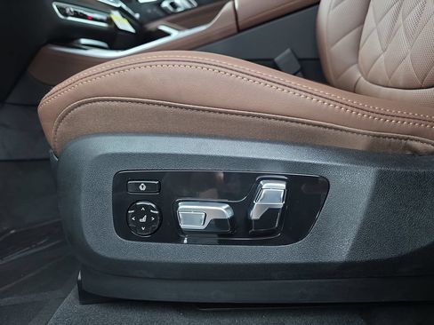 New 2026 BMW X5 xDrive40i w/ Executive Package AWD/4WD image 28
