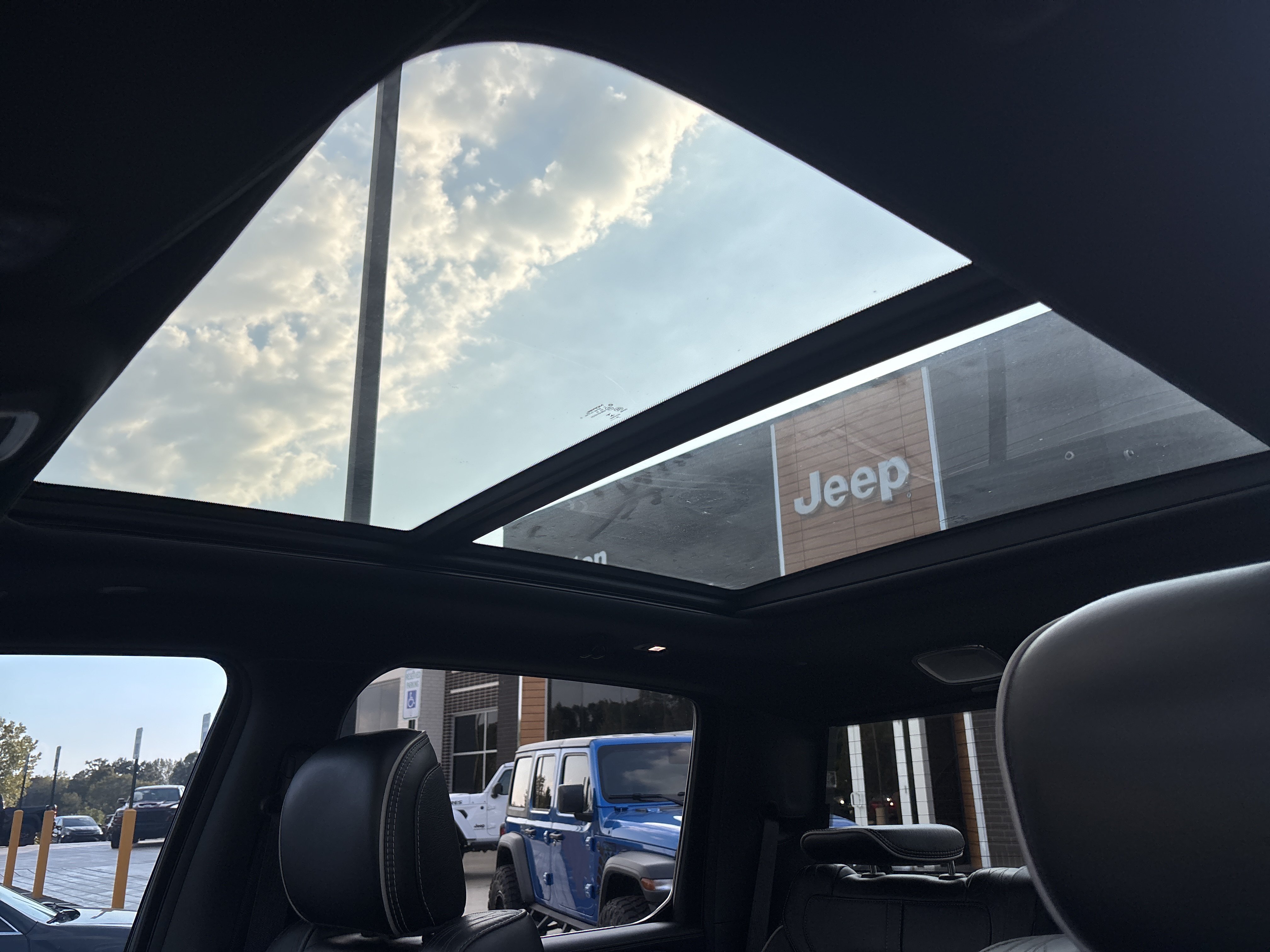 Used 2020 RAM 1500 Limited AWD/4WD image 33