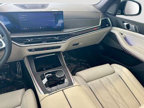 Used 2026 BMW X5 sDrive40i w/ M Sport Package RWD image 22