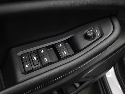Used 2022 Jeep Grand Cherokee Limited 4xe w/ Luxury Tech Group II AWD/4WD image 34