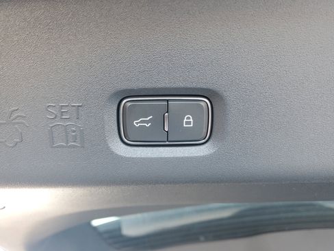 New 2025 Lincoln Navigator Reserve image 35