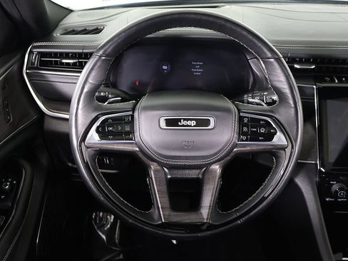 Used 2024 Jeep Grand Cherokee L Overland w/ Advanced Protech Group III AWD/4WD image 49