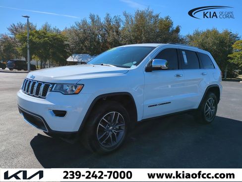 Used 2018 Jeep Grand Cherokee Limited w/ Trailer Tow Group IV image 9