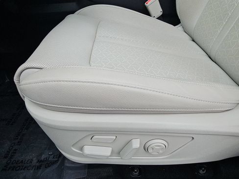Used 2023 Kia Sorento SX Prestige w/ Panoramic Sunroof Package AWD/4WD image 30