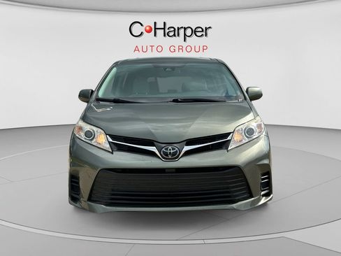 Used 2020 Toyota Sienna LE AWD/4WD image 8
